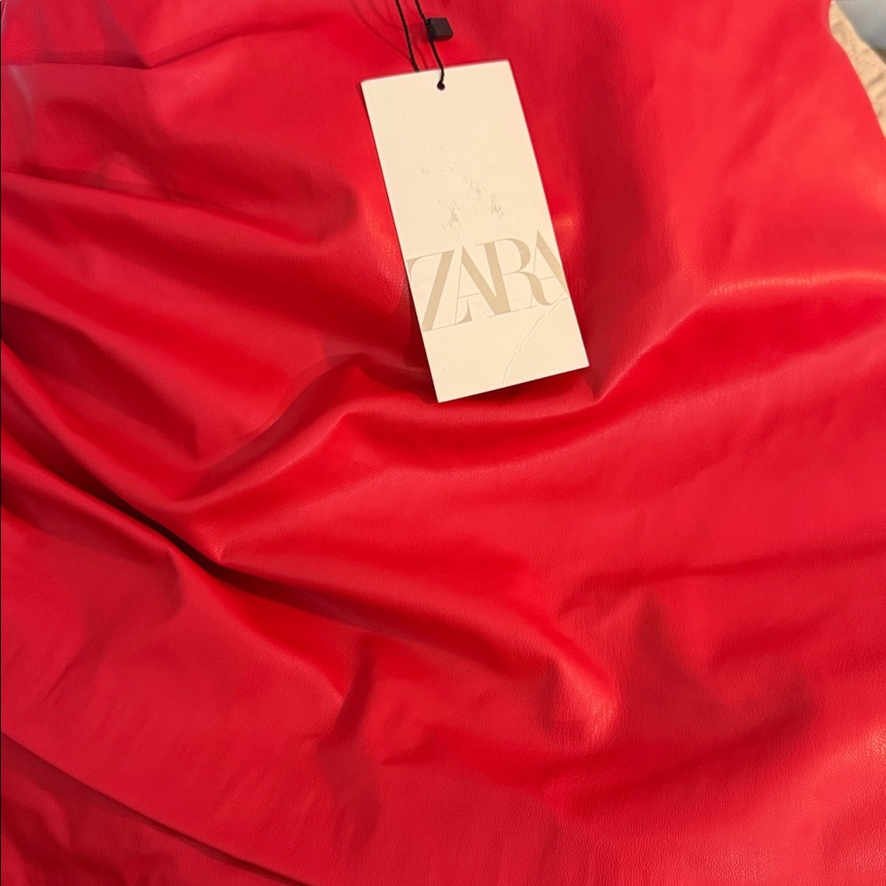 ZARA Faux Leather Red Mini Skirt, NWT - Picture 5 of 5